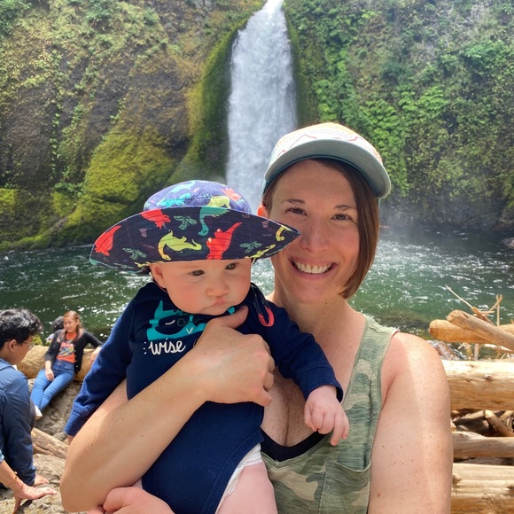 Meet your Posher, Allison - Picture 2 of 2